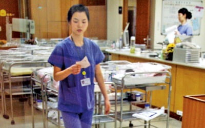  일본의 저출산·고령화를 통해 보는 한국의 미래
