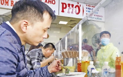 면은 어떻게 세계의 식단으로 자리잡았을까