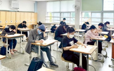 66회 테샛, 서동민·김시온 학생 고교 최우수상 공동 수상