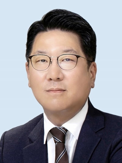 현대백화점, '지주사' 체제로 전환…인적분할 진행