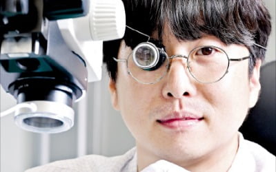  "짝퉁이요? 제 눈은 못 피합니다"