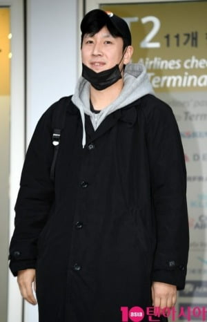Lee Sun-gyun, took drugs with a madam at an entertainment establishment and was threatened