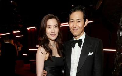 Lee Jung-jae, 9-year relationship ♥ She looks similar to Lim Se-ryeong... A relaxed smile from a top global actor