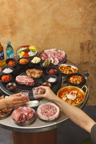 김순덕 원조부안집, 어머니 손맛 담긴 파김치와 숙성 돼지고기 전문점