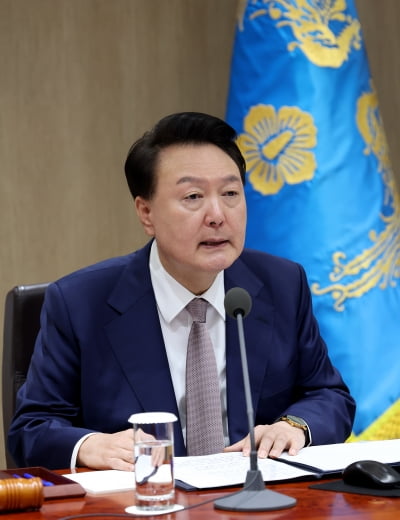 윤 대통령, 건강 이상 호소