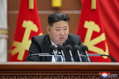 "핵방패 강화한다"...북한 김정은 핵시설 점검