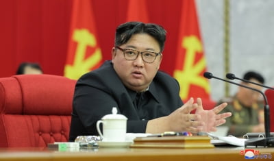 北 김정은, 트럼프 '연락 의사'에 무호응