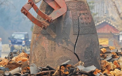  깨진 범종…화마가 휩쓸고 간 고운사