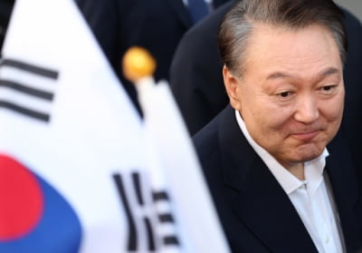尹 파면 “2시간짜리 계몽령” 주장 안 통해...계엄 해제는 군·경, 시민 덕