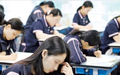  "모의평가도 실전 수능처럼"