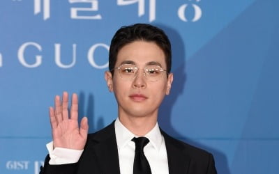 박정민, '직원 1명' 회사 대표인데 대박났다…"대기인원 100명" 세컨잡에도 진심[TEN피플]
