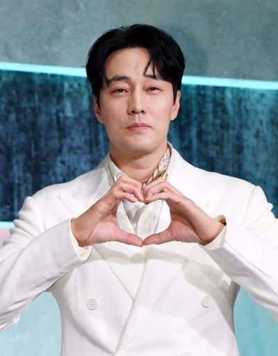 소지섭, 격한 액션에 ♥17살 연하 아내 반응 전했다…"힘들었겠다고"('광장') [인터뷰①]