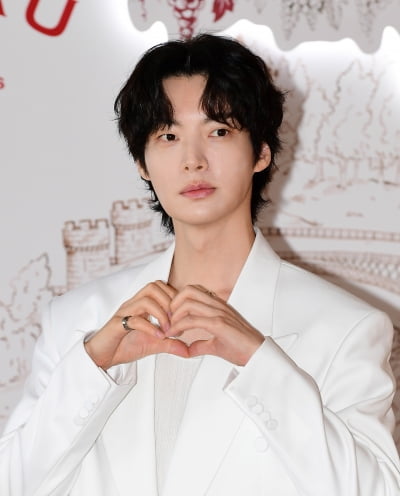 '이혼' 안재현, 구혜선에 저격 당했는데…새 출발 응원 "여자친구 생기면" ('가오정')